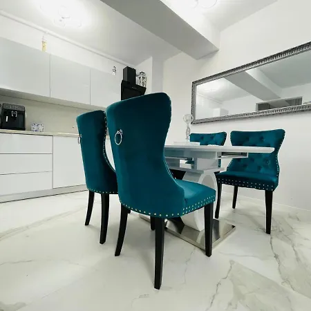 Apartament Gray Mamaia Nord